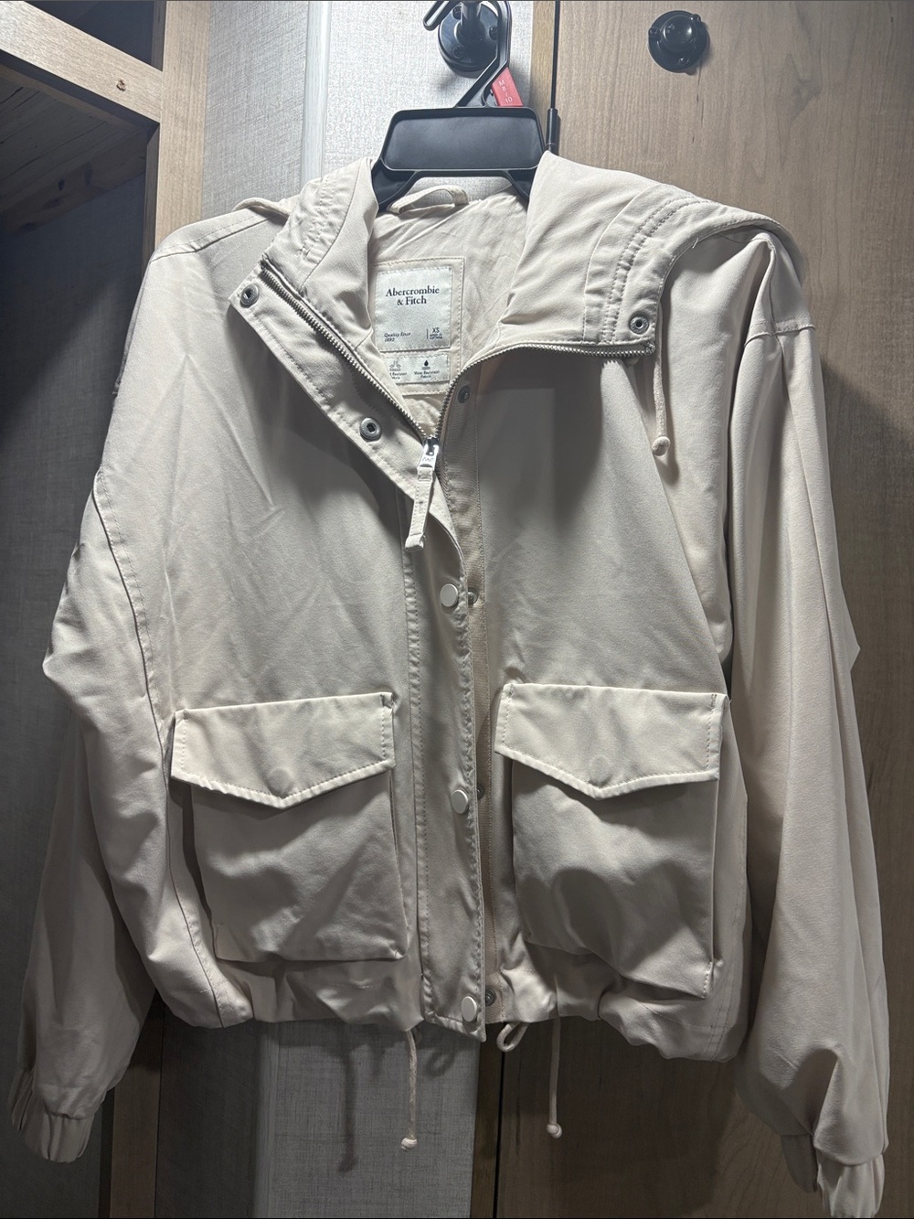 Abercrombie & Fitch Women's Light Cream Hooded Utility Jacket